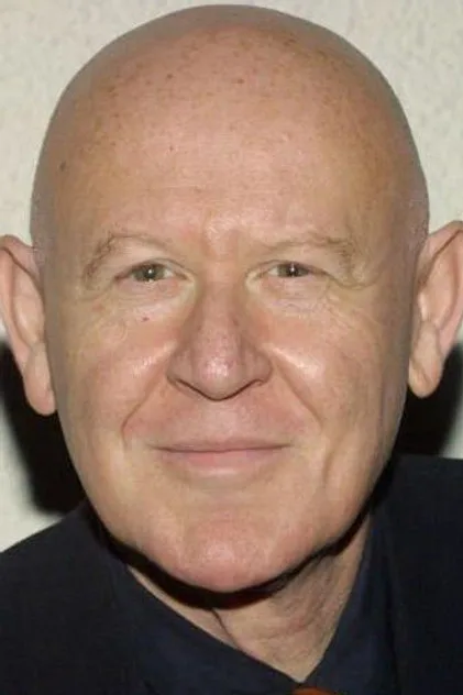 Daniel Benzali