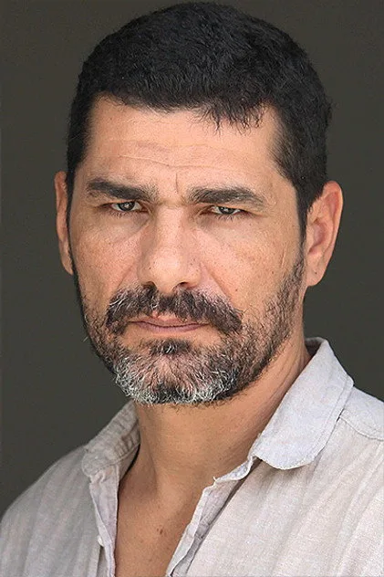 Romulo Breqa