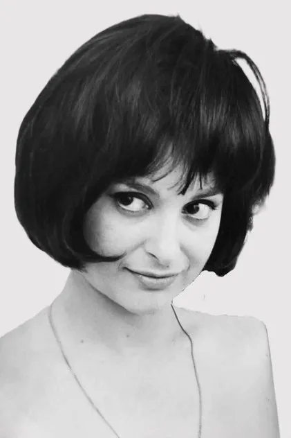 Адриана Асти