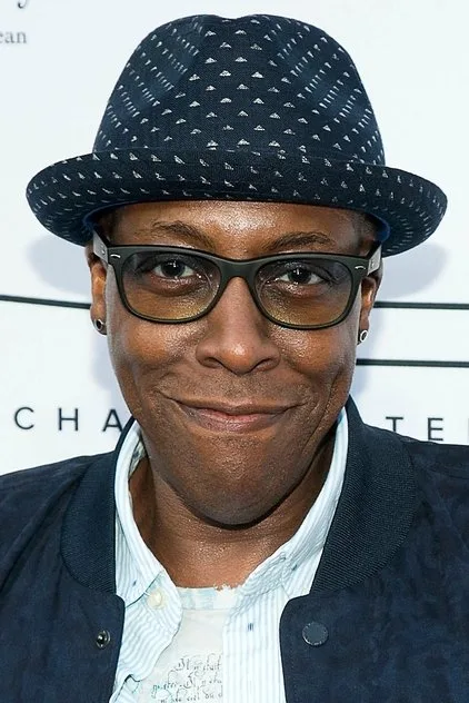 Arsenio Holl