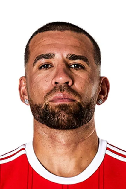 Nikolas Otamendi