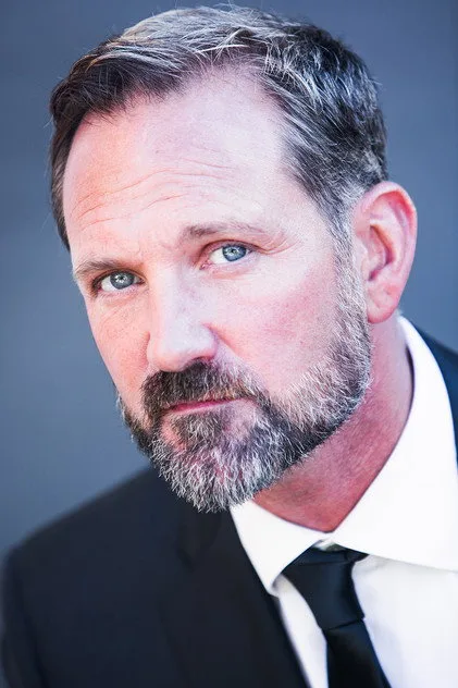 Robin Steqmar